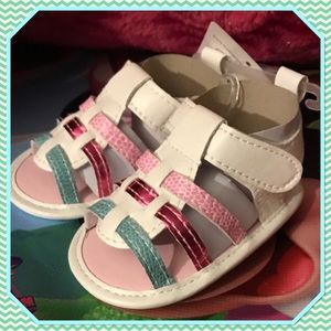 Baby size 6-12 month White Metallic Sandals